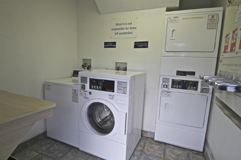 Motel 6 Καλαμαζού Ανέσεις φωτογραφία