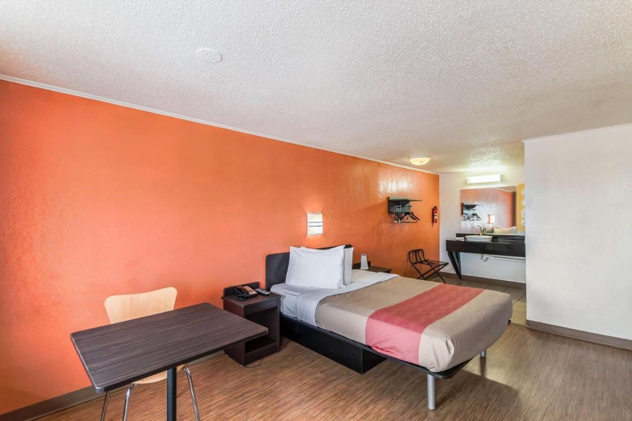 Motel 6 Καλαμαζού Εξωτερικό φωτογραφία